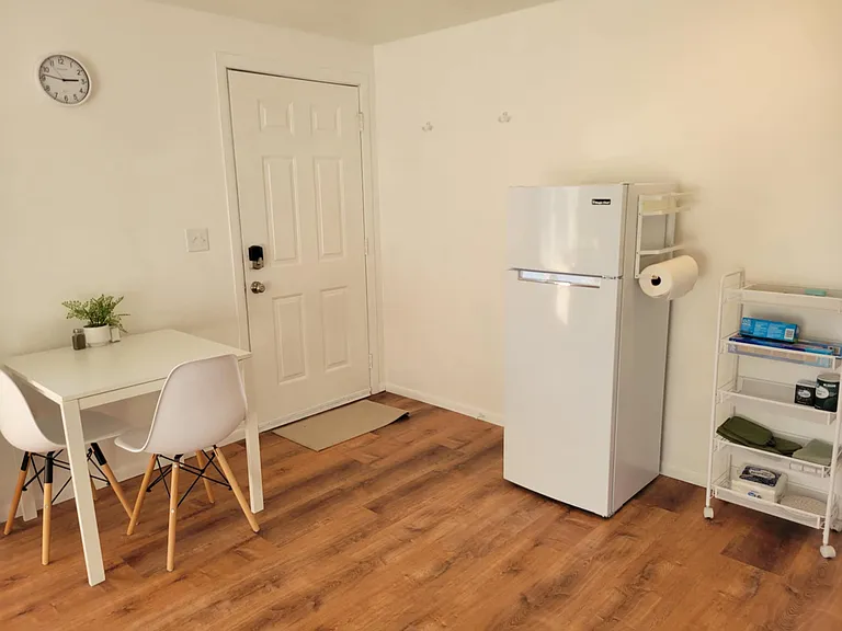 3512 Commercial Ave — Photo 5
