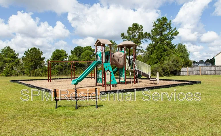 3178 Lobelia Ln — Photo 22