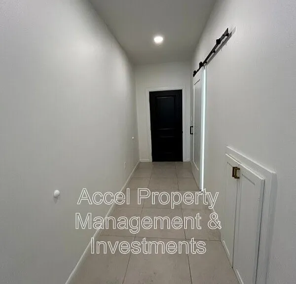 209 N 28th St — Photo 5