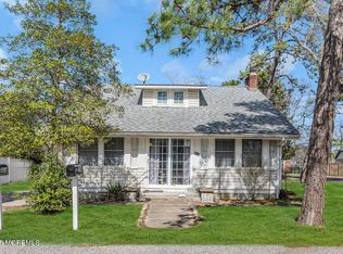 453 Compass Ave, Beachwood, NJ 08722