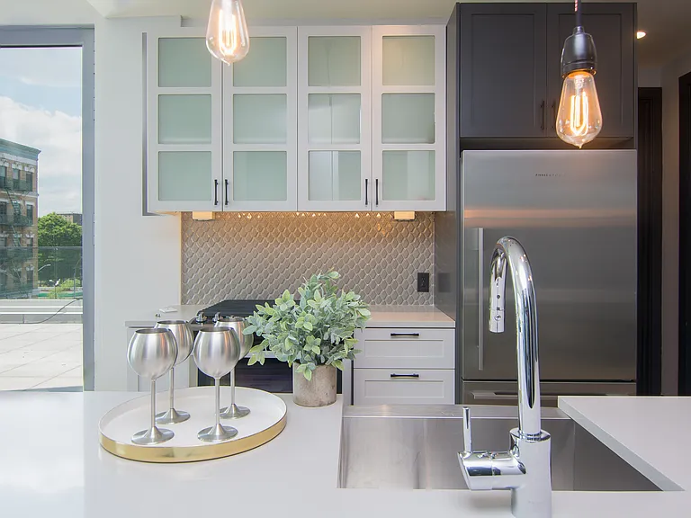 10 Montieth St #416 — Photo 18