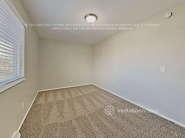 10709 Owens St — Photo 17