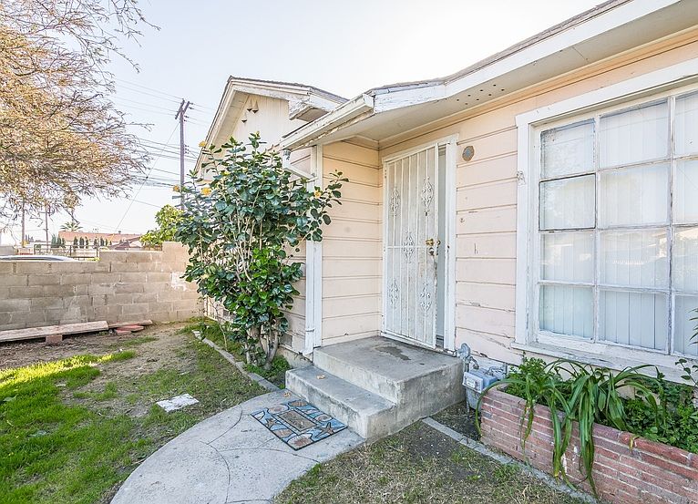 1st image of 2723 Lashbrook Ave