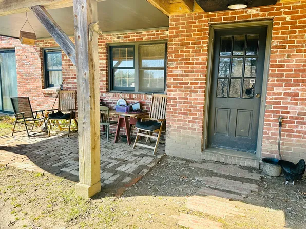 35 Welch Rd, Canterbury, NH 03224