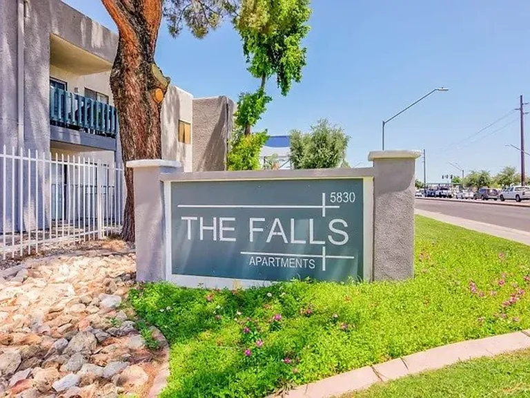The Falls Apts — Photo 12