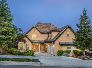 1308 Crescent Oaks Way, Paso Robles, CA 93446