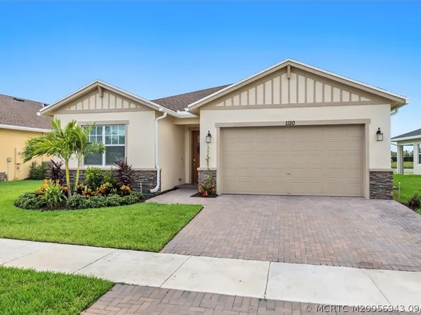1120 SE Crosswood Way, Port Saint Lucie, FL 34984