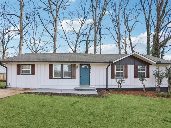 2509 Bonita Ct, Morrow, GA 30260