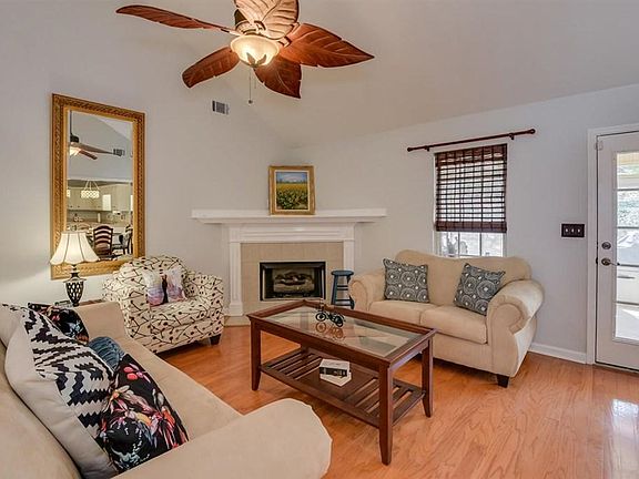 4th image of 4656 Leeward Dr