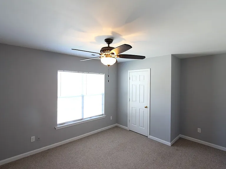 2813 Bridlewood Ter — Photo 21