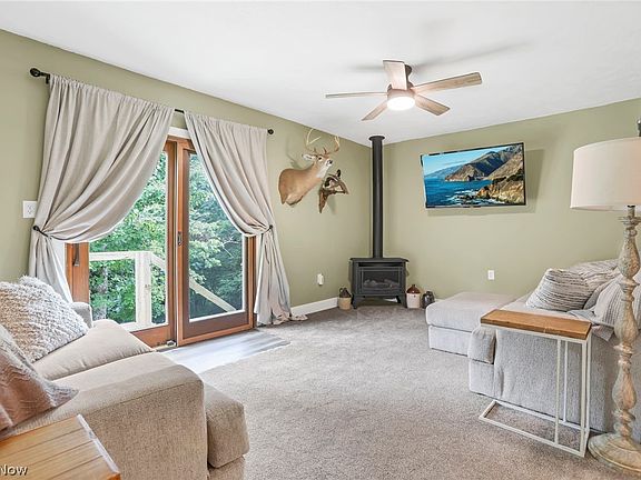 3rd image of 11543 Cadiz Rd