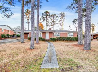 408 Halifax Dr, Fayetteville, NC 28303
