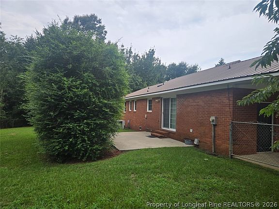 3rd image of 7535 Hargrove Ct