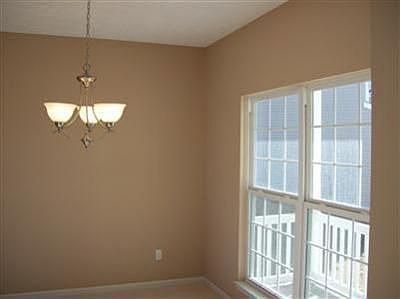 3rd image of 39092 Princeton Cir
