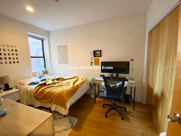 5th image of 64 Louis Prang St #33