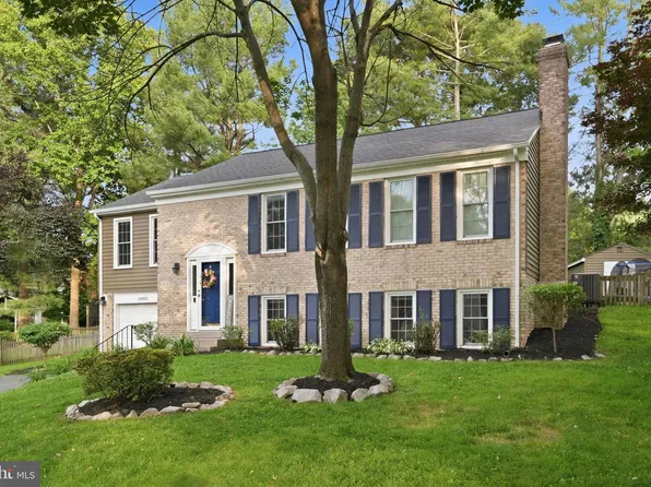 10903 Middlegate Dr, Fairfax, VA 22032