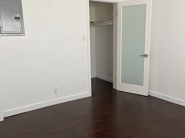 1417 N Curson Ave — Photo 14
