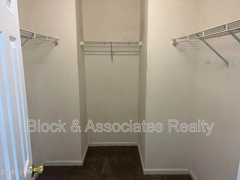 5013 Marathon Ln — Photo 43