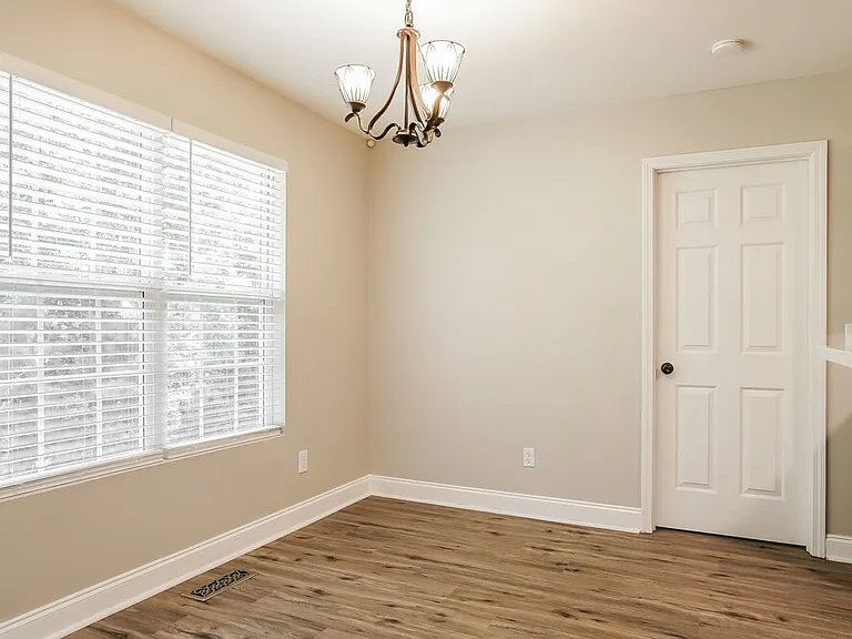 143 Locket Dr — Photo 5