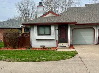 4030 10th Ave, Leavenworth, KS 66048