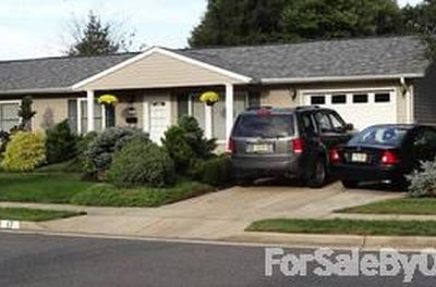 17 Cypress Dr, Monroe Township, NJ, 08831