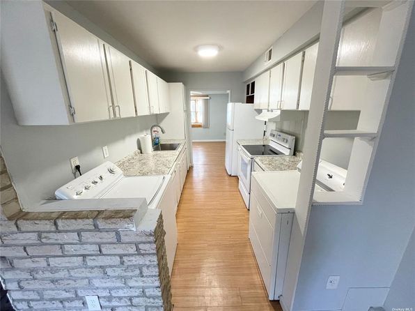 34 Wooded Way