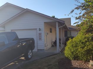 612 Benjamin Ave, Cottage Grove, OR 97424