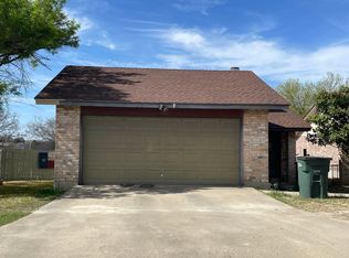 138 Garden Crest Cir, Del Rio, TX 78840