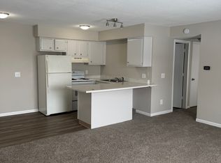 720 S Dewitt Dr, Dewitt, MI 48820