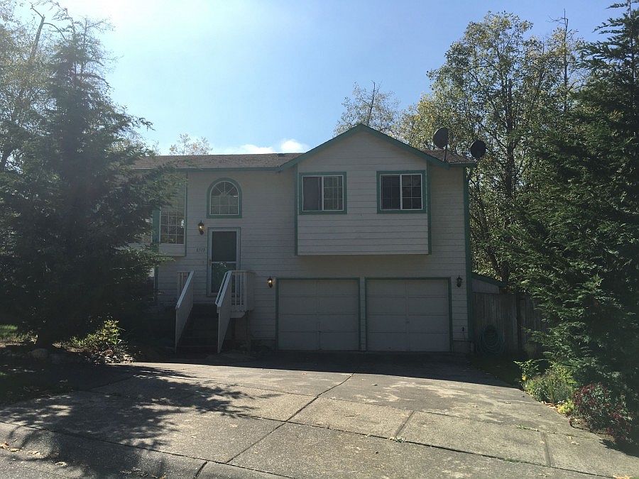 1st image of 8518 15th St NE