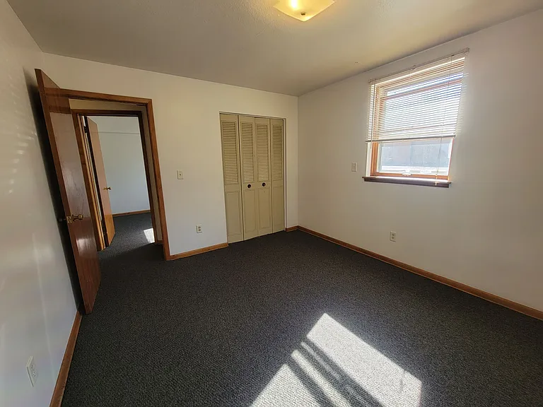 1310 Maryland Ave E — Photo 26