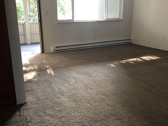 3rd image of 2509 N Stevens St APT 6