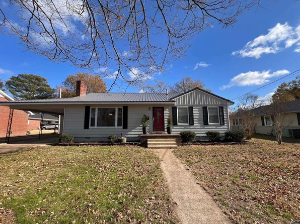 124 Alberta St, Martin, TN 38237