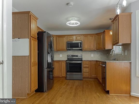 5th image of 1875 Harvest Grove Ln