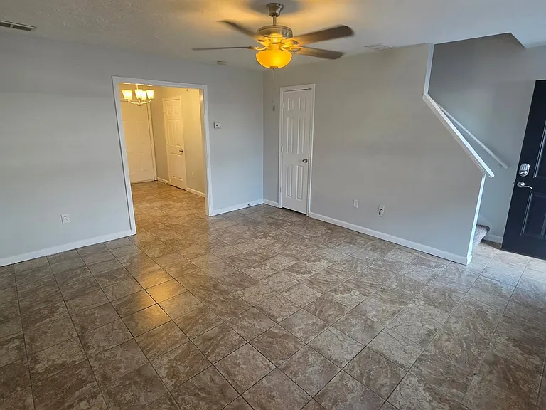 134 Point Place Dr — Photo 40