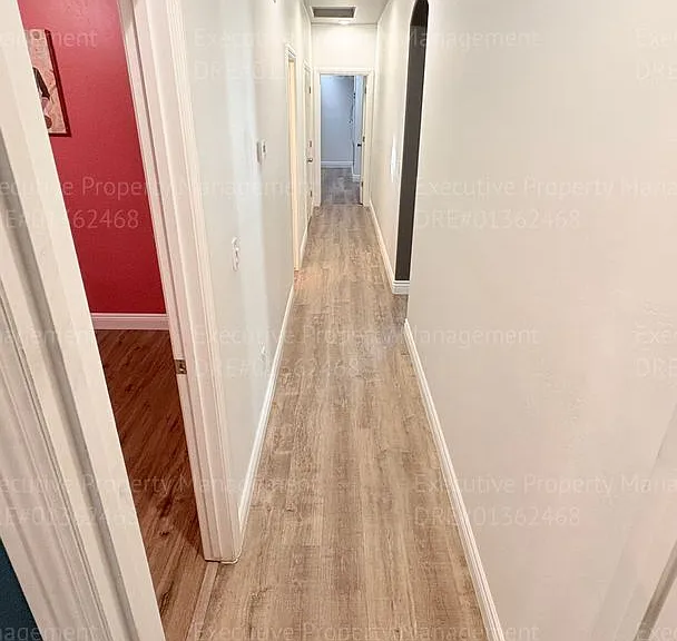 8905 Cadbury Dr — Photo 21