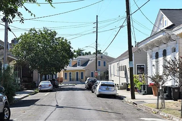 931 Kerlerec St #C — Photo 10