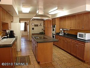 3rd image of 3604 E Calle Alarcon