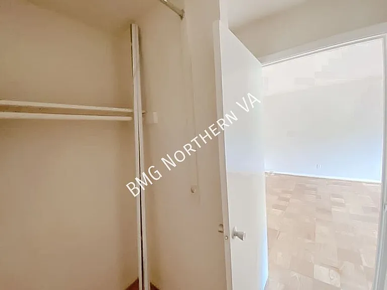 4570 Macarthur Blvd NW #202 — Photo 9