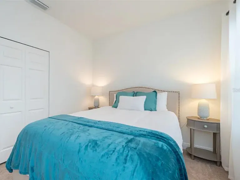 470 Lake Shore Pkwy — Photo 21