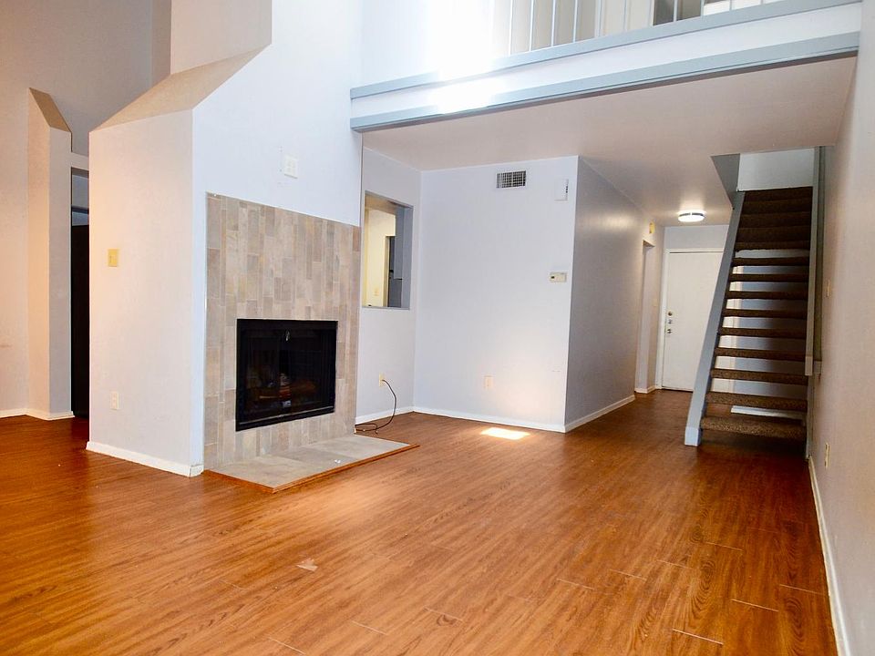 living area, showing loft,dining to the right