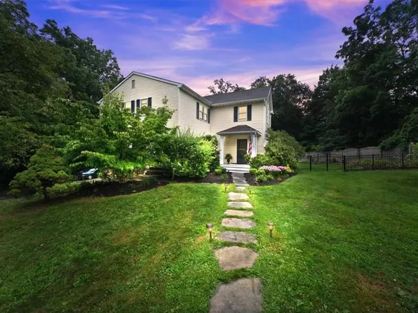 28 Mailler Avenue, Cornwall, NY 12518