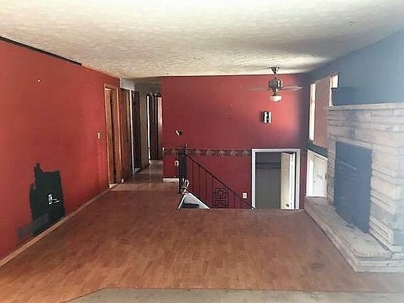 4th image of 1810 Paddy Ln