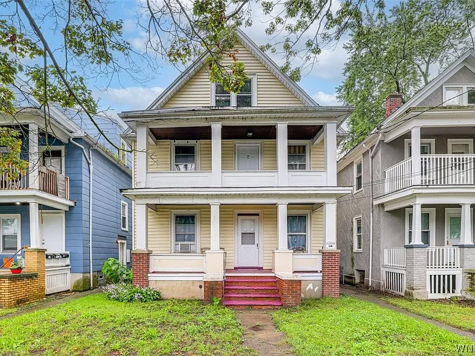 1537 La Salle Ave #UPPER