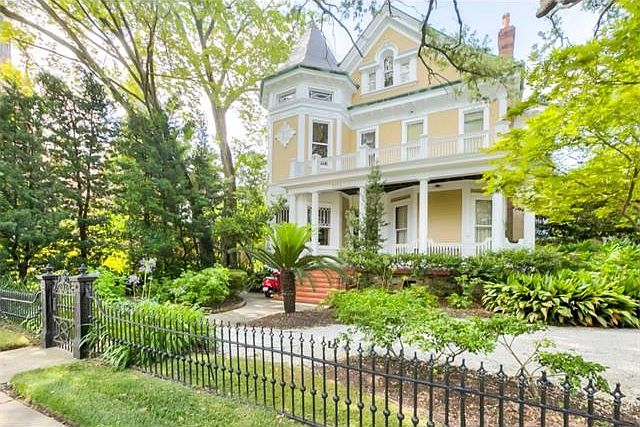 1st image of 3924 Saint Charles Ave