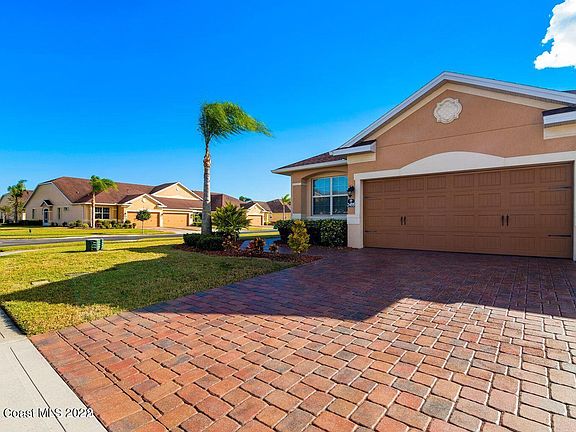 2nd image of 3455 Spencer Ln