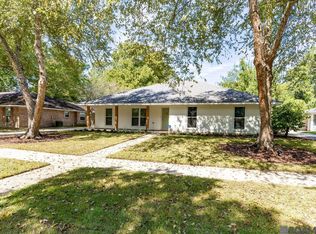 359 Chippenham Dr, Baton Rouge, LA 70808