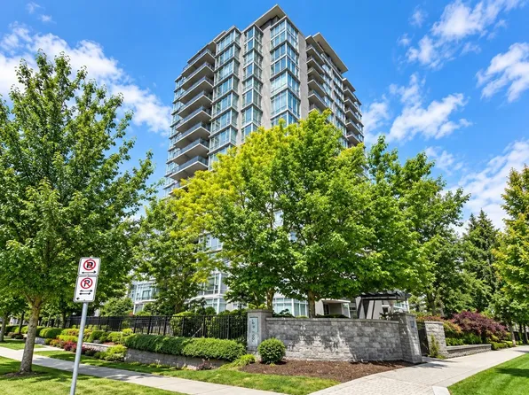 555 Delestre Ave #705, Coquitlam, BC V3K 0A9