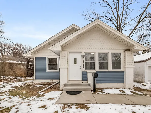 1728 Northwest Dr, Des Moines, IA 50310