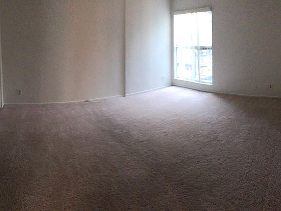 3rd image of 2200 N Beachwood Dr APT 309